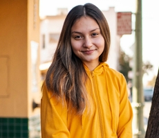 El programa de mentores Oakland Promise logra que otra joven inicie y avance en sus estudios universitarios con la ayuda de Blue Shield of California
