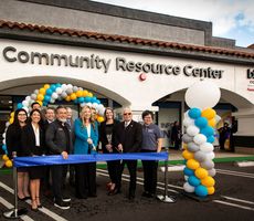 L.A. Care Health Plan y Blue Shield of California Promise Health Plan  abren su nuevo Centro de Recursos Comunitarios en Norwalk
