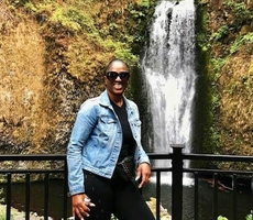 Gente de Promise: Nicole Evans suma pasión y empeño a fin de mejorar de resultados de salud de las madres y sus bebés 