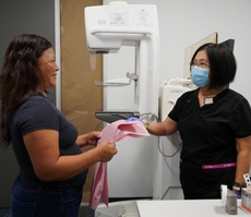 Cómo Cubrimos Las Carencias en La Atención De La Salud: Las Clínicas Móviles De Mamografías De Blue Shield Promise Facilitan El Acceso a Las Pruebas De Detección Del Cáncer De Mama