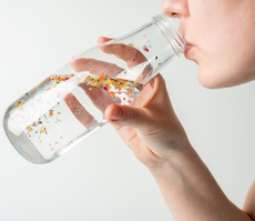 ¿Son Los Microplásticos Perjudiciales Para Su Salud? 5 Maneras De Reducir Su Riesgo