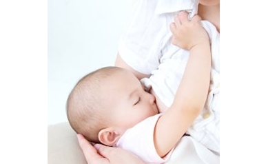 Breastfeeding Benefits Both Babies and Moms
