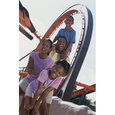 5 Tips for Safe Summer Theme-Park Thrills