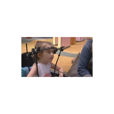 For scoliosis patient, new growing rod means fewer surgeries