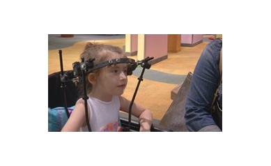 For scoliosis patient, new growing rod means fewer surgeries
