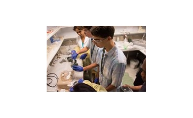 High Schoolers Explore a Career in Dentistry
