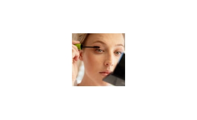 Face Facts: Keep an Eye on Makeup’s Freshness