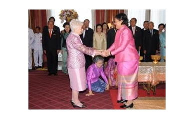 School of Nursing Dean Emeritus Receives International Honor
