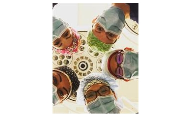 #ILookLikeASurgeon: Female Surgical Residents Reflect on Training at URMC