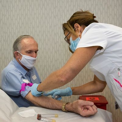 FDA Approves Pfizer Coronavirus Vaccine: Vaccination Begins in Frontline Health Care Workers
