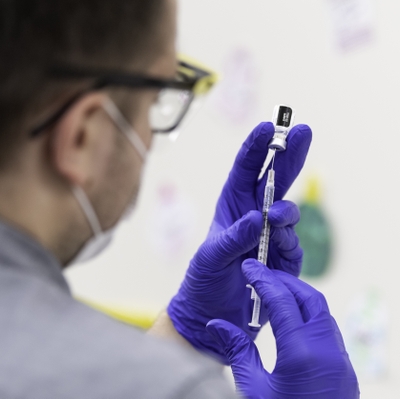 UR Medicine Launches COVID-19 Vaccination Centers for Patients Today