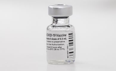 2020-12-14_COVID_vaccination_501