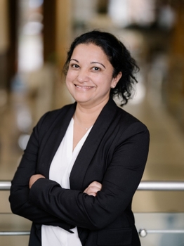 SMohile_Final headshot - 2021
