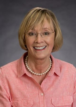 Avice OConnell Headshot