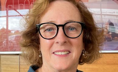 Chief Nursing Officer Honored with Miracle Maker Award