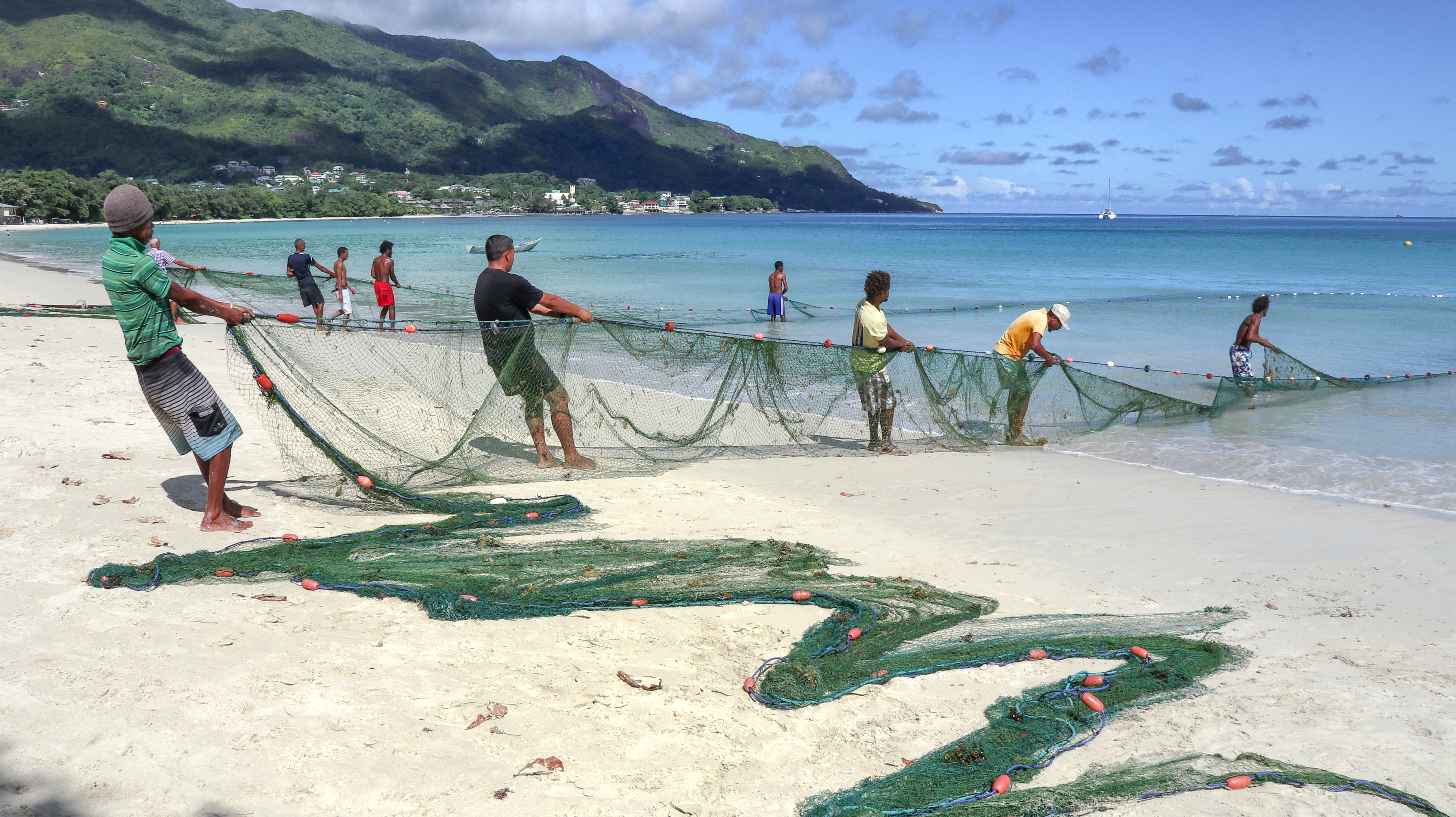 Seychelles net fishing