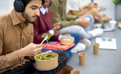 Nutrition on a Budget: Cheap and Easy Ways for Students to Eat Well