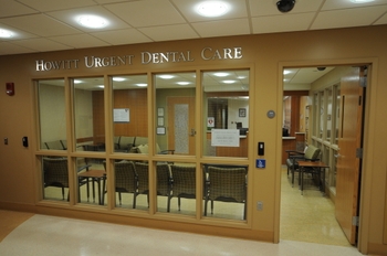 The entrance to EIOH's Howitt Urgent Dental Care clinic.