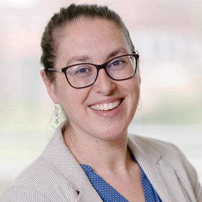 Hill_Elaine_ELAM_headshot
