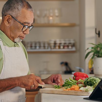 5 Lifestyle Tips for Lowering Prostate Cancer Risk