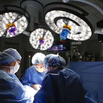 Wilmot Cancer Institute Surgical Teams Bring Innovative Options to Cancer Patients