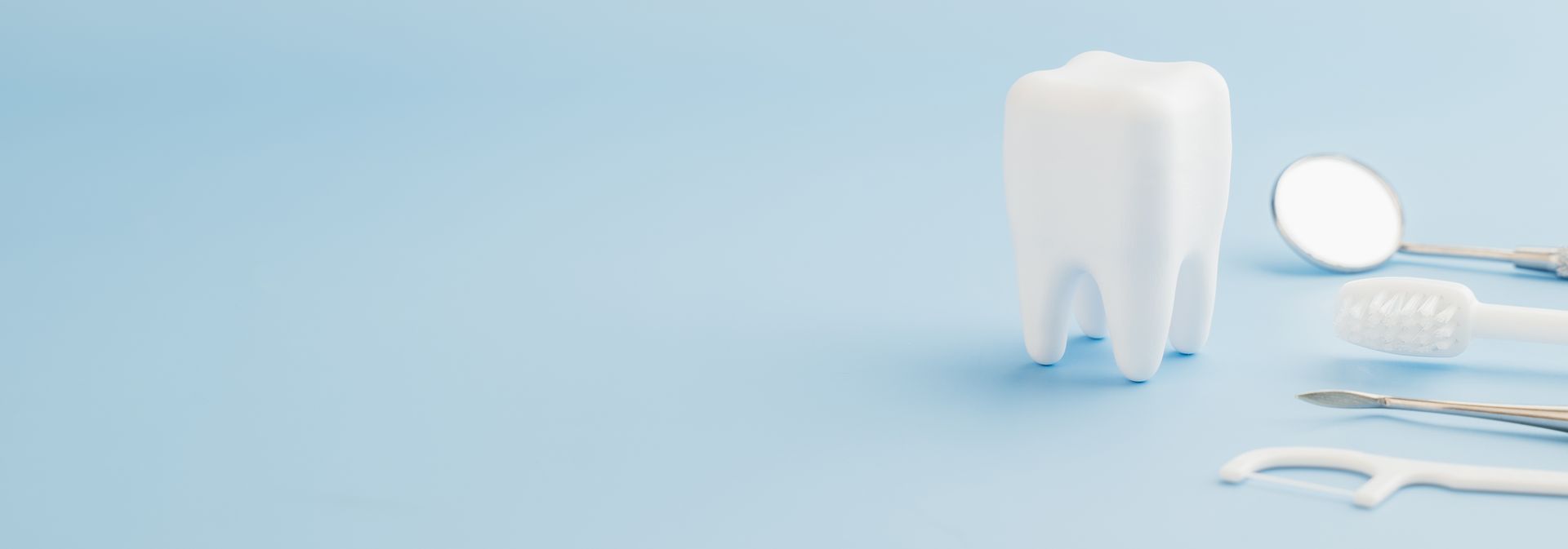 Safe Teeth Whitening Methods and Results: University of Rochester Medicine Guide