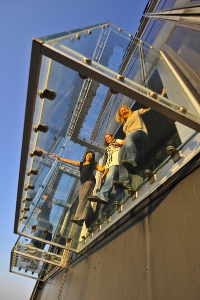 Skydeck_TheLedge