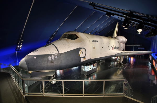 Intrepid_pavilion2