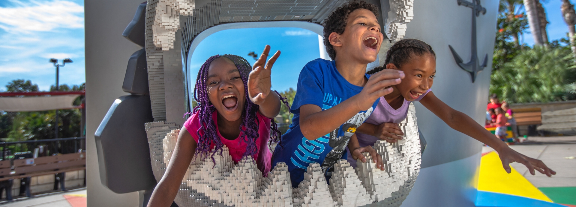 _1540636_The-LEGO-Group_legoland-california-resort-skipper-school