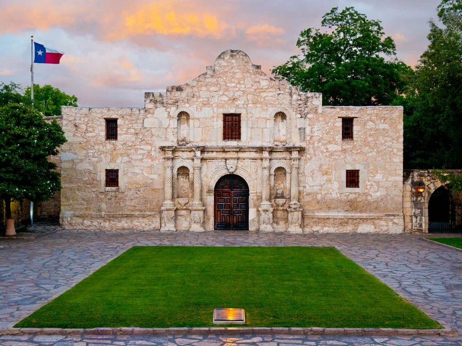 Alamo_church
