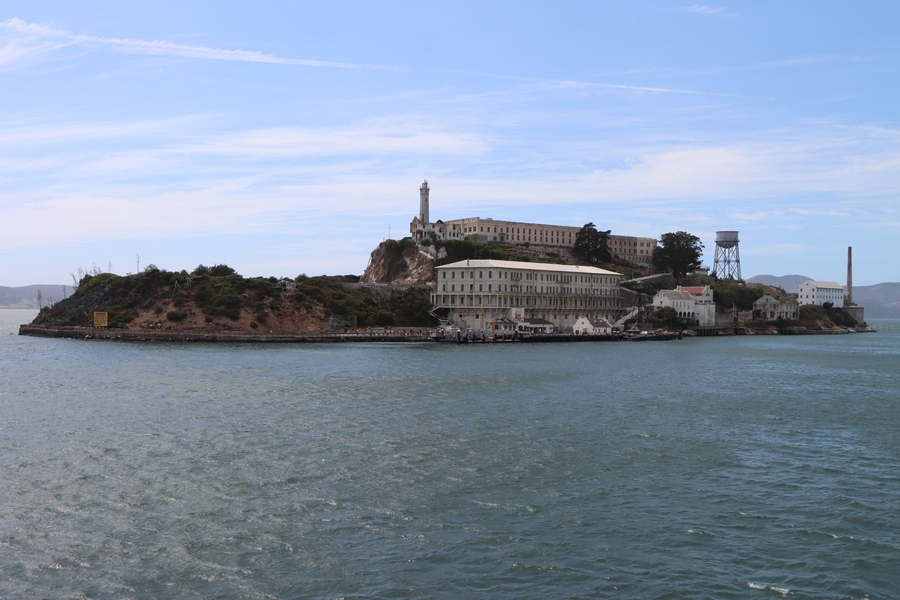Alcatraz_distance