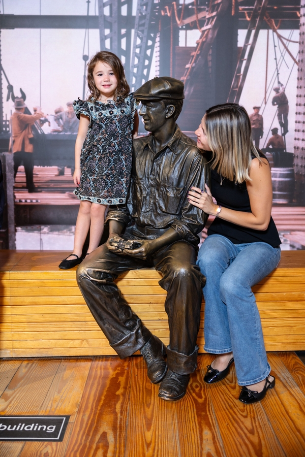 ESB_statue-girl