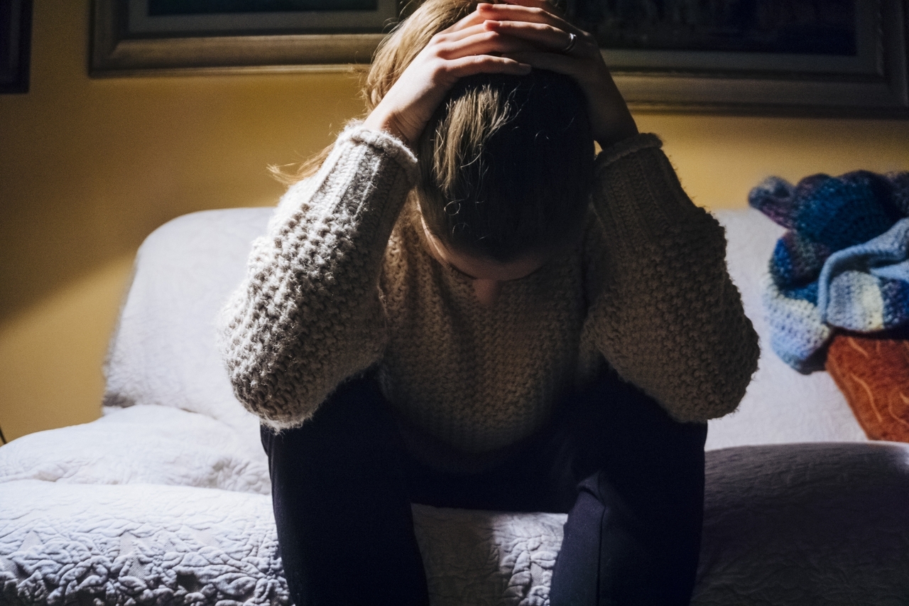 Todos podemos ayudar a prevenir el suicidio. Un terapeuta explica cómo. 