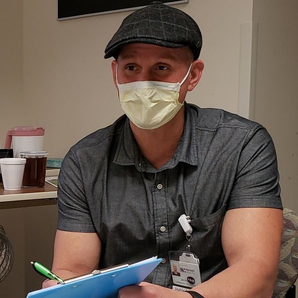 GeorgeGonzalezwithpatientModestaIsaacDelgadoatNHForsythMedicalCenter_53cfeaed-93fc-48f3-b3d4-8a1ec71ee688-prv