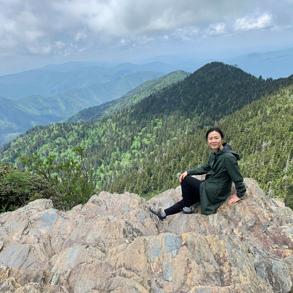 Tracy Shen team member with breast cancer Asian
