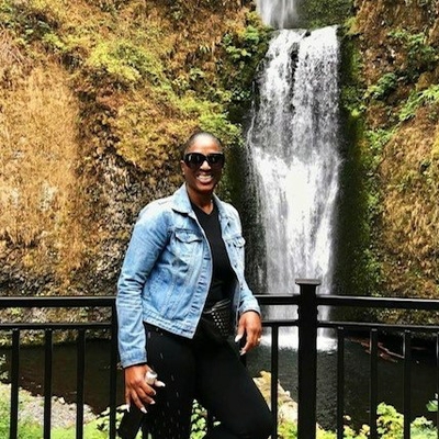 Nicole Evans Waterfall Pic_03 crop