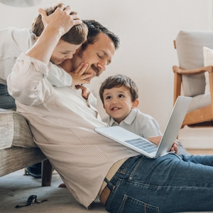 Roughly 1.5 Million Single Dads in U.S. Represent 5% of Parent-Child Families