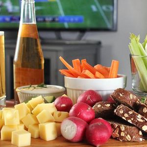 Americans Plan To Spend an Average of $115 on the Super Bowl