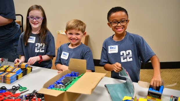 More Than 500 Blue Cross and Blue Shield of Alabama Employees  Giving Back to the Community with Day of Caring