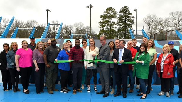 BLUE CROSS AND BLUE SHIELD OF ALABAMA PROUD TO SUPPORT  THE CITY OF KIMBERLY WITH INNOVATIVE FITNESS COURT 
