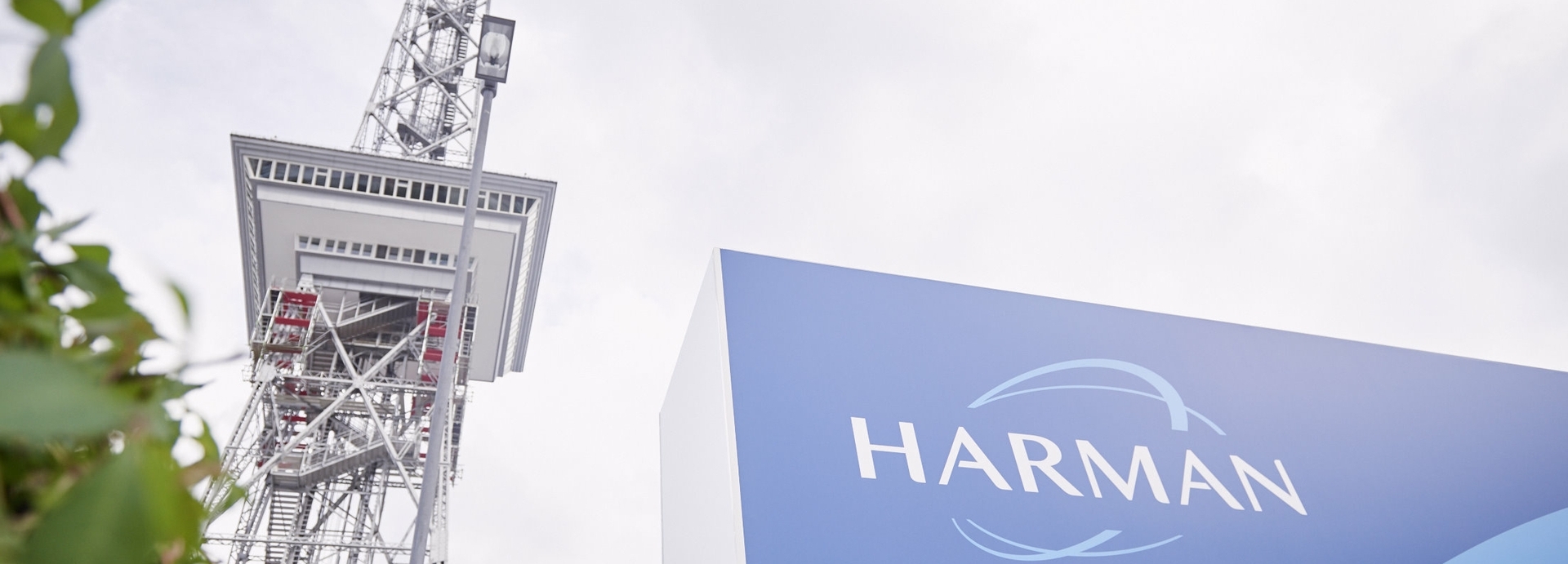 2015_HARMAN_IFA_DAY_1_2_47_hero
