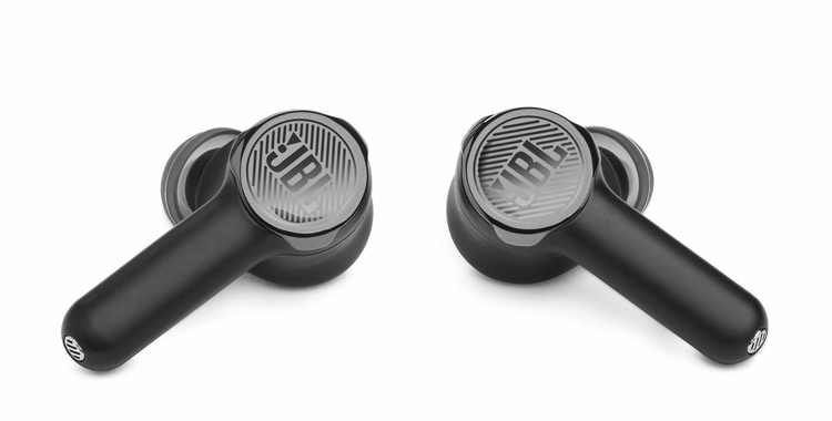 2.JBL_QuantumTWS_ProductImage_Front_8a9bc08b-0b1f-4b0f-9022-f90e6c6985ab-prv