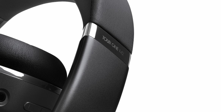 JBL_TOUR_OneM2_ProductImage_Detail3_Black_1cdfe600-926f-451f-b19f-124862e9c7ff-prv