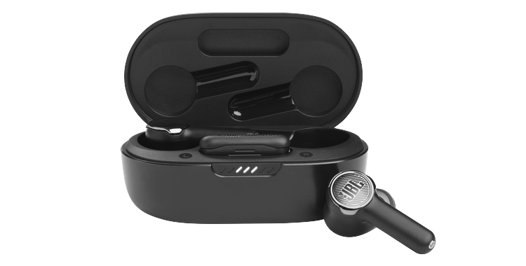 1.JBL_Quantum TWS_Product Image_Hero