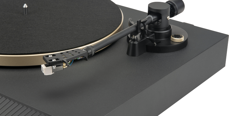 F3_JBL_Spinner_BT_Gold_R-3QTR_Lid Off