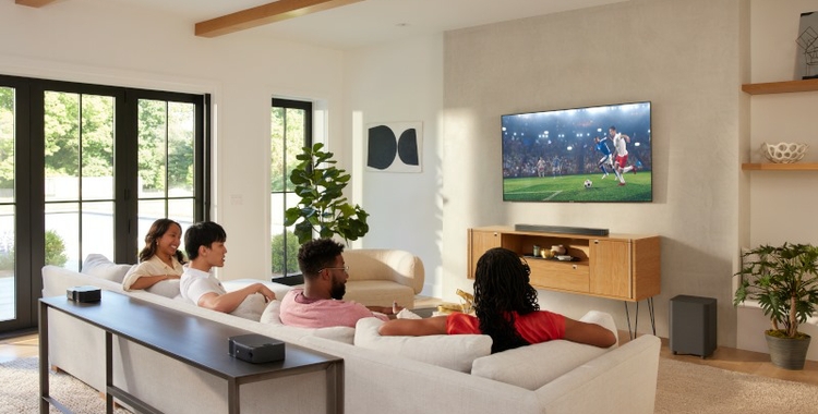JBL BAR 1000 lifestyle