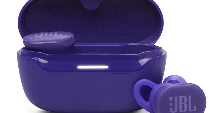 01.LS_JBL_Endurance Race 2_Product Image_Hero_Purple-min