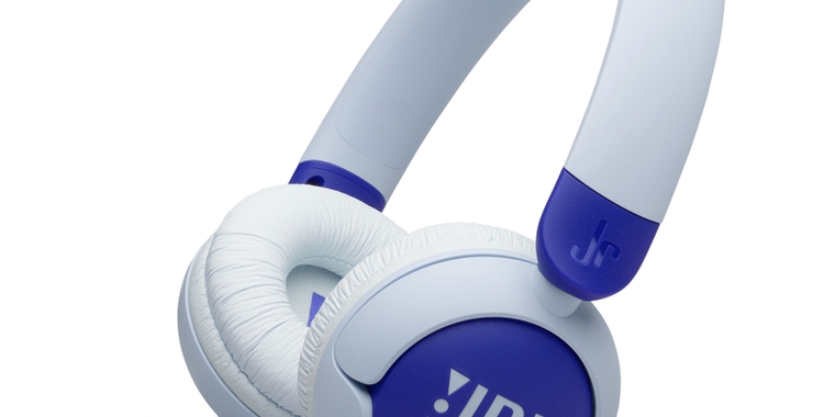 01.LS_JBL_Junior_320_Hero_Cable_Blue