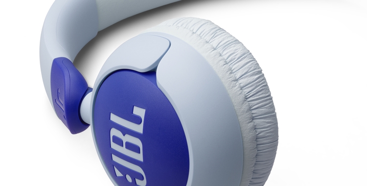 LS_JBL_Junior 320_Product Image_Detail_2_Blue