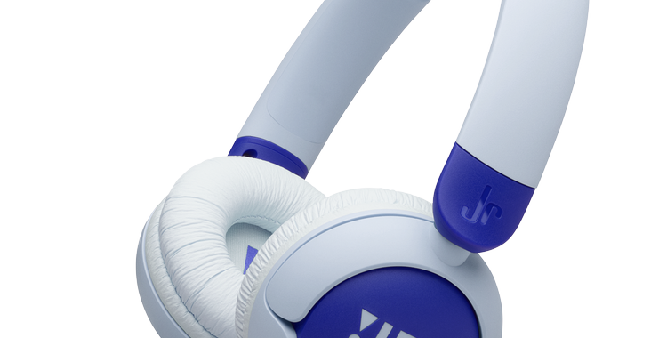 LS_JBL_Junior 320_Product Image_Hero_Blue 1